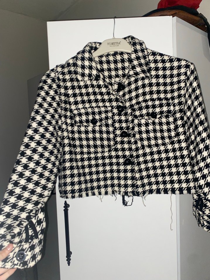 Düğmeli Ekose Desenli Kısa Kadın Ceket - Görsel 2