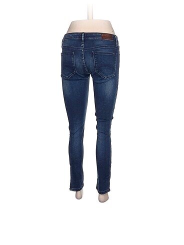 29 Beden Tommy Hilfiger Jean / Kot %70 İndirimli.