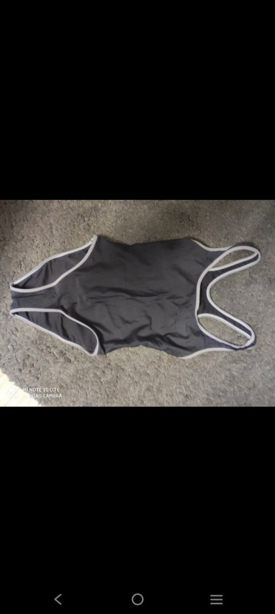 Gri Spor Tarzı Kadın Mayo - Görsel 2