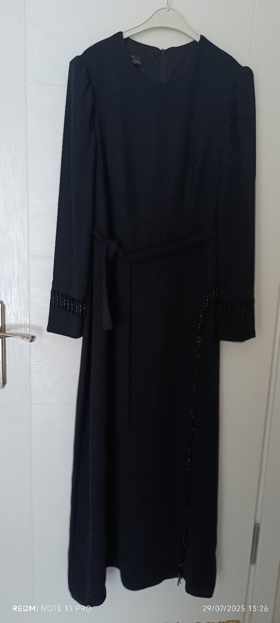 Siyah elbise - Görsel 4