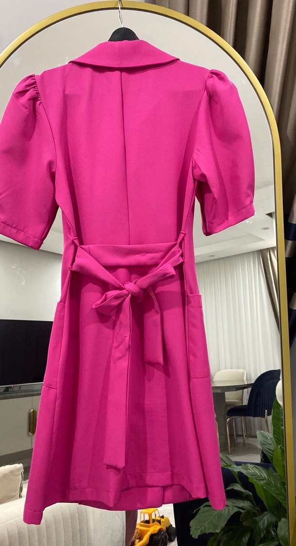 Pembe Düğmeli Kısa Kadın Ceketi - Görsel 2