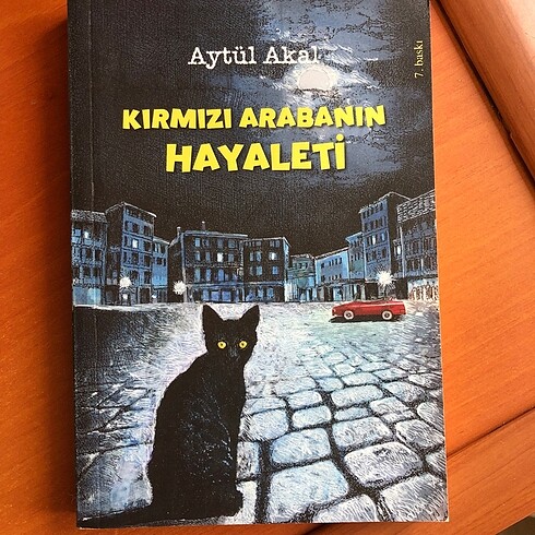 Kırmızı arabanın hayaleti