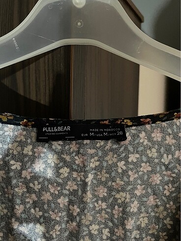 Pull and Bear Pull and bear çiçekli elbise