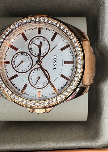 Fossil Kadın Bej Kayışlı Saat