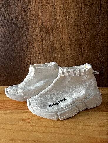 Balenciaga Bez