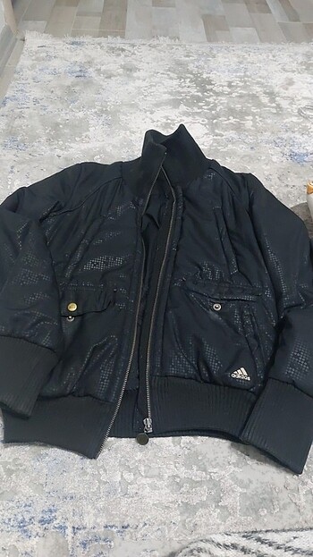 Adidas Bayan mont