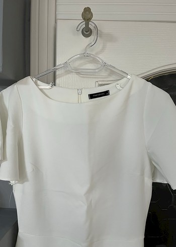 Beyaz Drapeli Uzun Elbise - Görsel 3