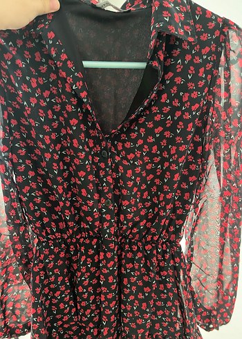 Uzun Kollu, V Yakalı Kırmızı Desenli Mini Elbise - Görsel 3