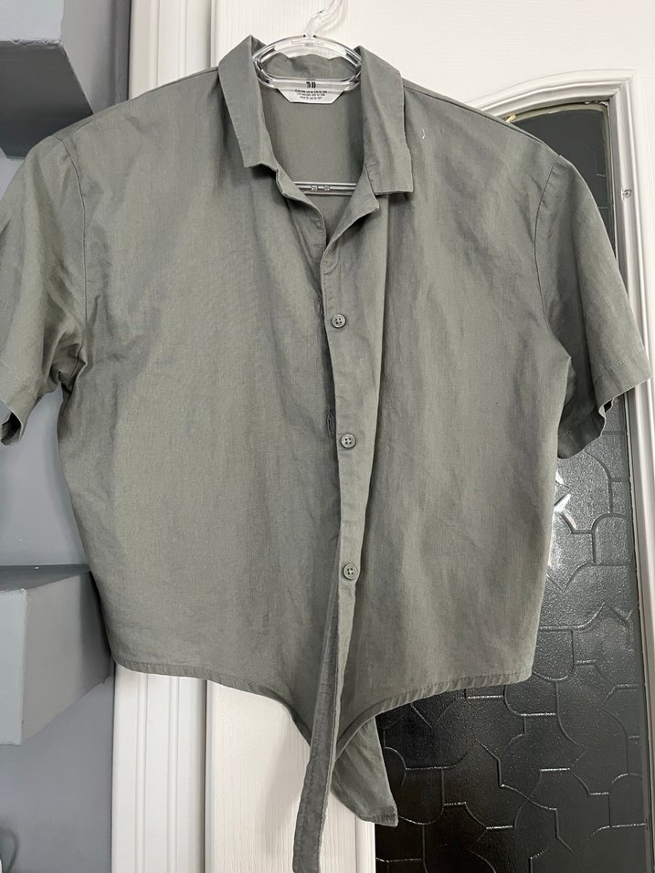 Keten Kısa Kollu Bağlama Detaylı Kadın Gömlek - Görsel 3