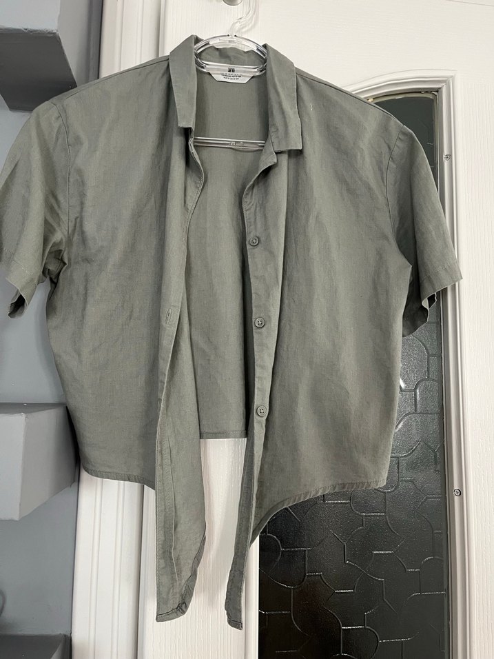 Keten Kısa Kollu Bağlama Detaylı Kadın Gömlek - Görsel 2