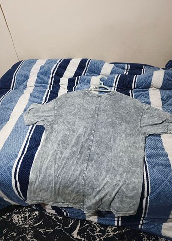 Gri Batik Desenli Erkek Denim Tişört - Görsel 3