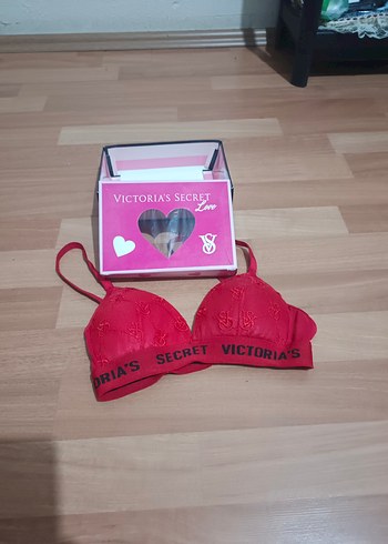 Victoria s Secret 36