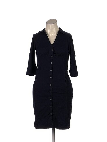 PreLoved Kısa Elbise %70 İndirimli.