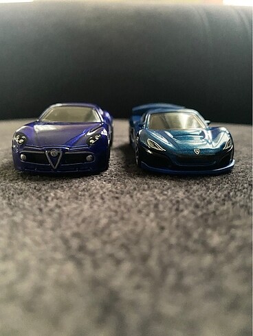Hotwheels 2li set