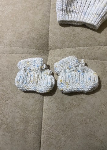 3 Ay Beden beyaz Renk Kısa Kollu Beyaz bebek yelek bere patik