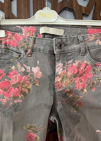 Zara Çiçek Desenli Gri Denim Kadın Pantolon - Görsel 4