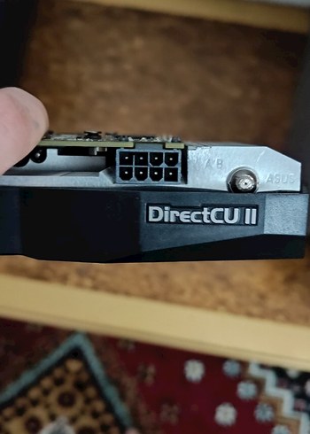 ASUS DirectCU II Grafik Kartı