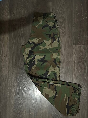 Bershka pantolon