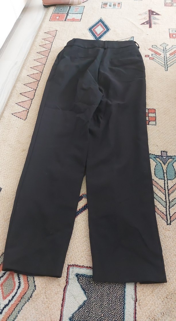 Kadın Siyah Midi Kumaş Pantolon - Görsel 4
