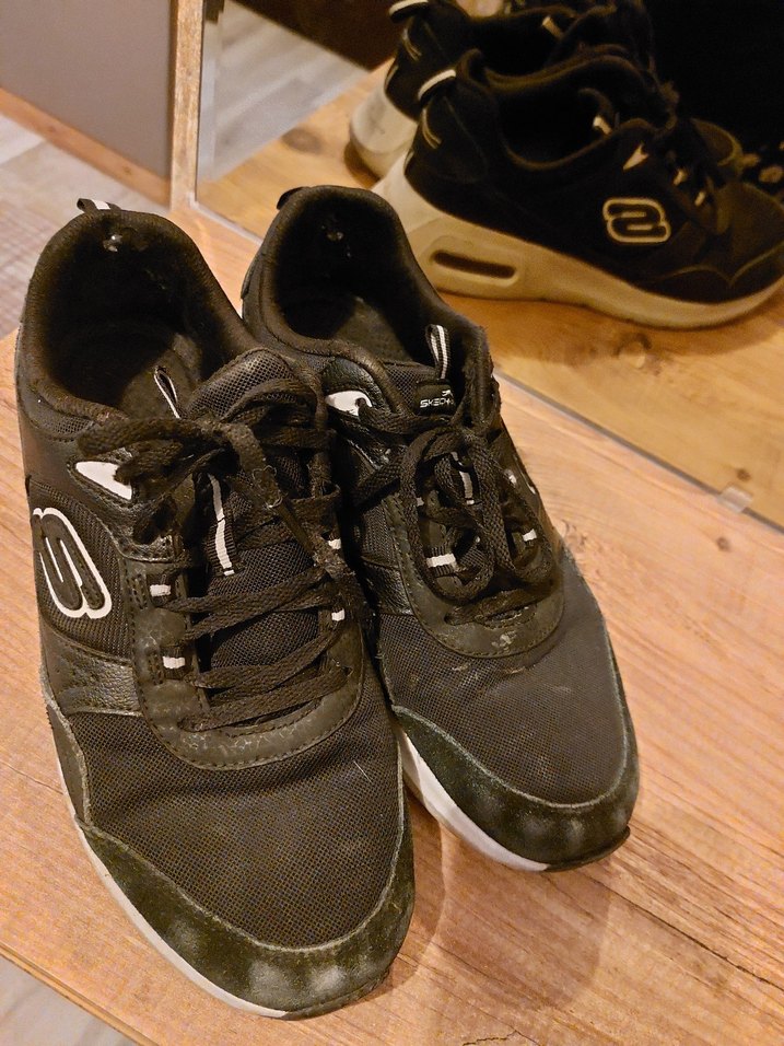 Skechers Siyah Spor Ayakkabı Velcro Detaylı - Görsel 3