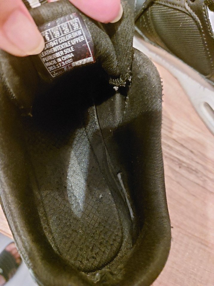 Skechers Siyah Spor Ayakkabı Velcro Detaylı - Görsel 4