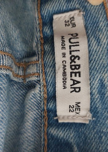 Pull and Bear 32