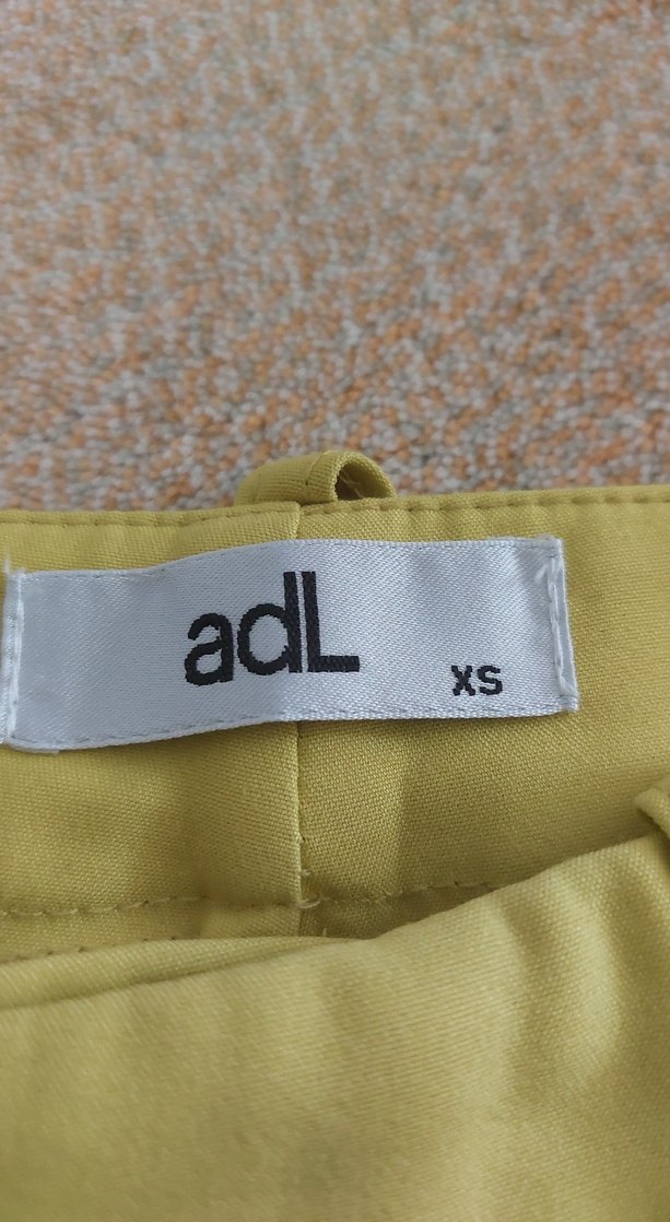 Sarı Kadın Midi Kumaş Pantolon - Görsel 4