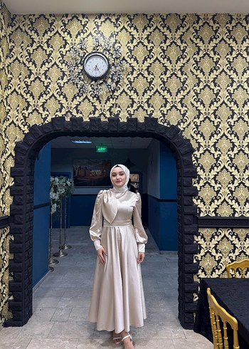 Drapeli Uzun bej Tesettür Abiye - Görsel 2