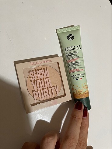 pastel pudra yves rocher krem