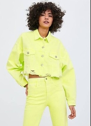 neon zara crop ceket