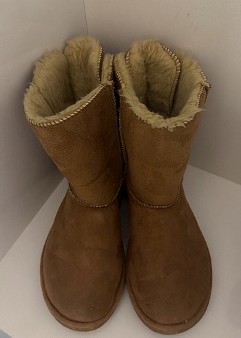 Fiyonklu ugg bot - Görsel 2