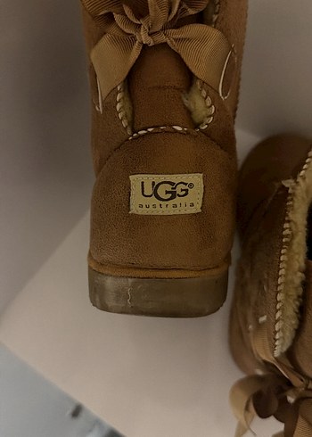 Fiyonklu ugg bot - Görsel 3