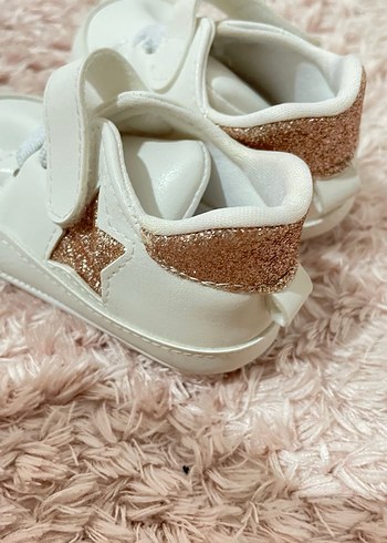 Beyaz Kız Bebek İlk Adım Ayakkabısı Velcro - Görsel 2