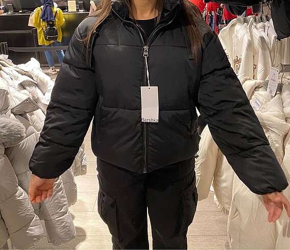 BERSHKA MONT