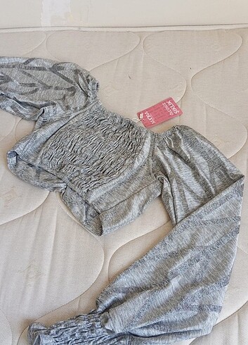 Trendyol & Milla Uzun kollu crop