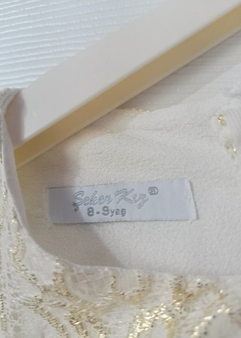 Kız Çocuk Beyaz Dantel İşlemeli Klasik Elbise - Görsel 2