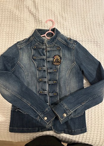 s Beden Nakışlı Koyu Mavi Düğmeli Kadın Denim Ceket