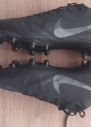 NİKE MERCURIAL-40 NUMARA 