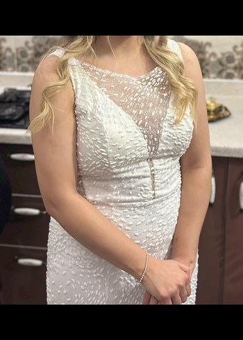 Dantel Detaylı Uzun Beyaz Nişan Nikah Elbisesi - Görsel 2