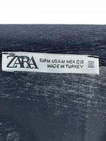 m Beden siyah Renk Zara T-shirt %70 İndirimli.