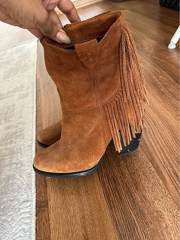 36 Beden Bot camel