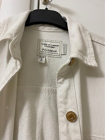 s Beden Pull and bear beyaz ceket