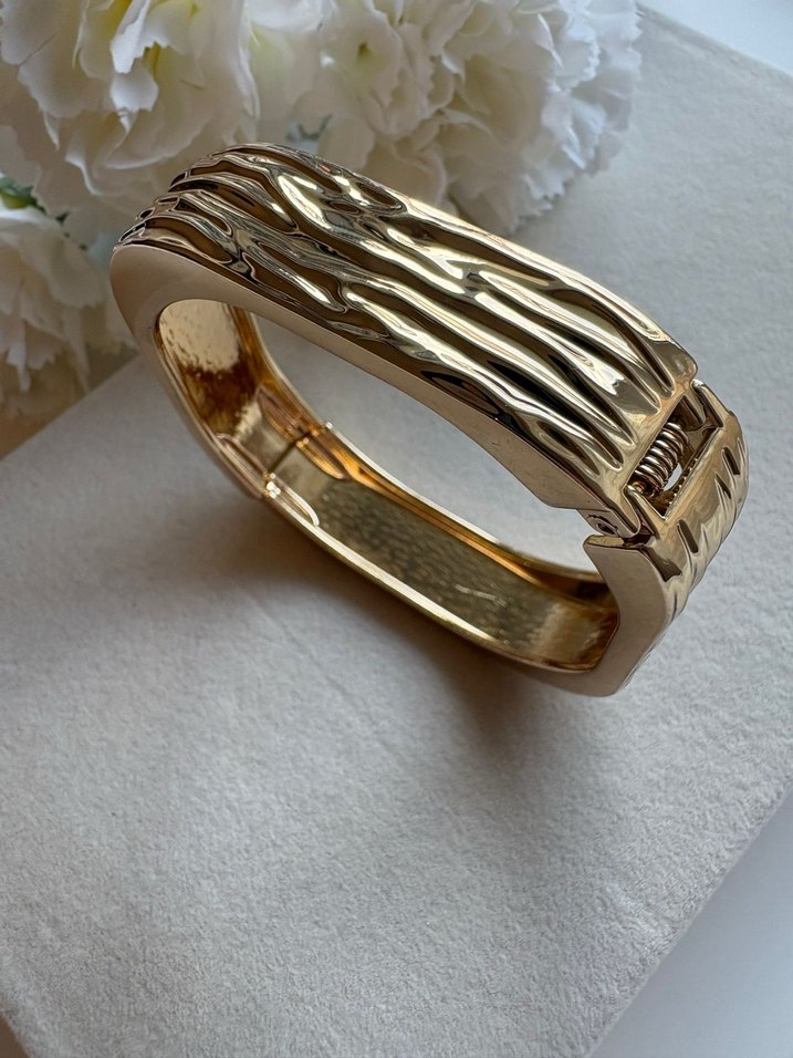 Pilise Detaylı Altın Renk Kadın Kelepçe Bileklik - Görsel 2