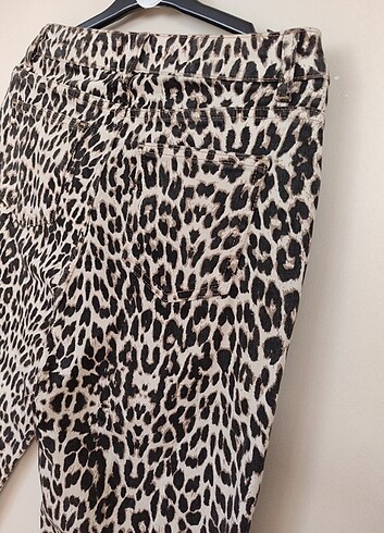 Diğer Leopar Desenli Jean