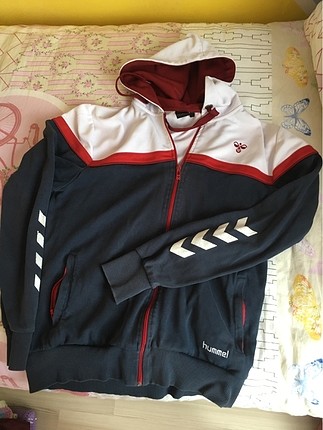 Hummel sweatshirt