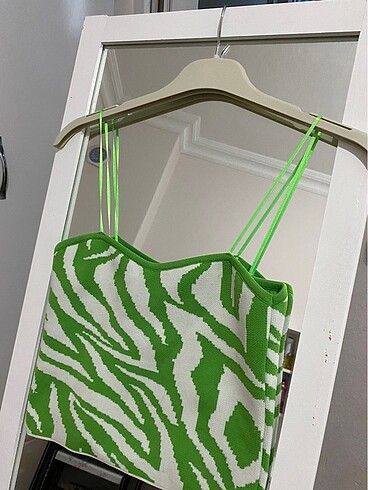 Trendyol & Milla Zebra desenli crop