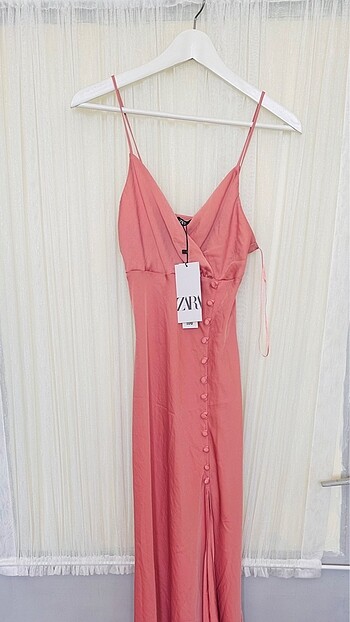 Zara Zara saten elbise etiketi yeni