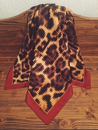 Leopar desenli twill İpek eşarp