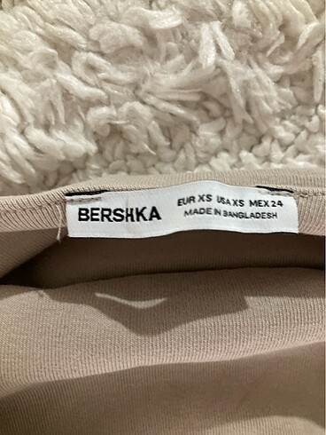 xs Beden Bershka Askılı Bej Midi Elbise