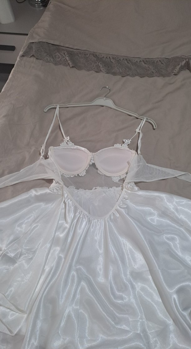 Beyaz İpek Görünümlü Mini Güpürlü Gecelik - Görsel 2